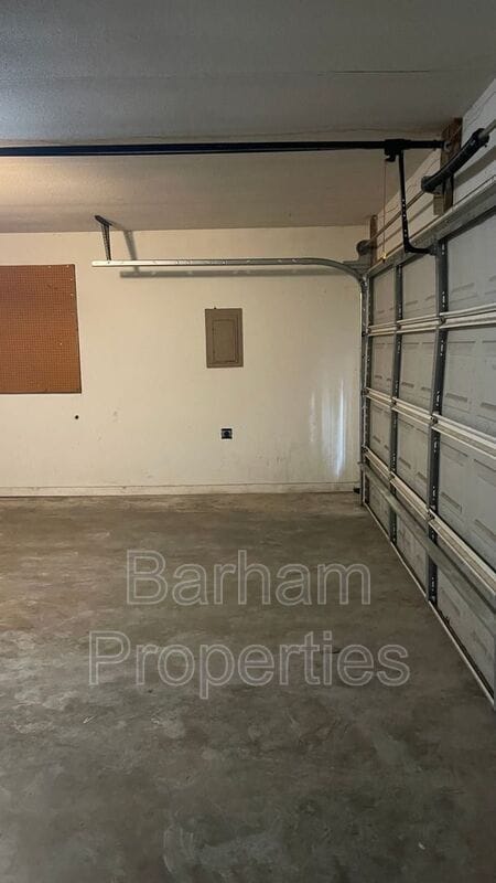 Building Photo - 1201 Harris St