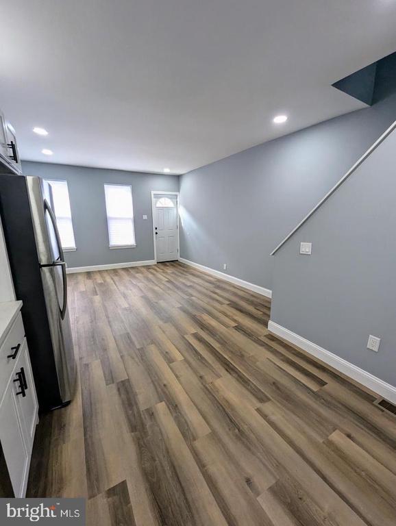 Foto del edificio - 1539 S Stillman St