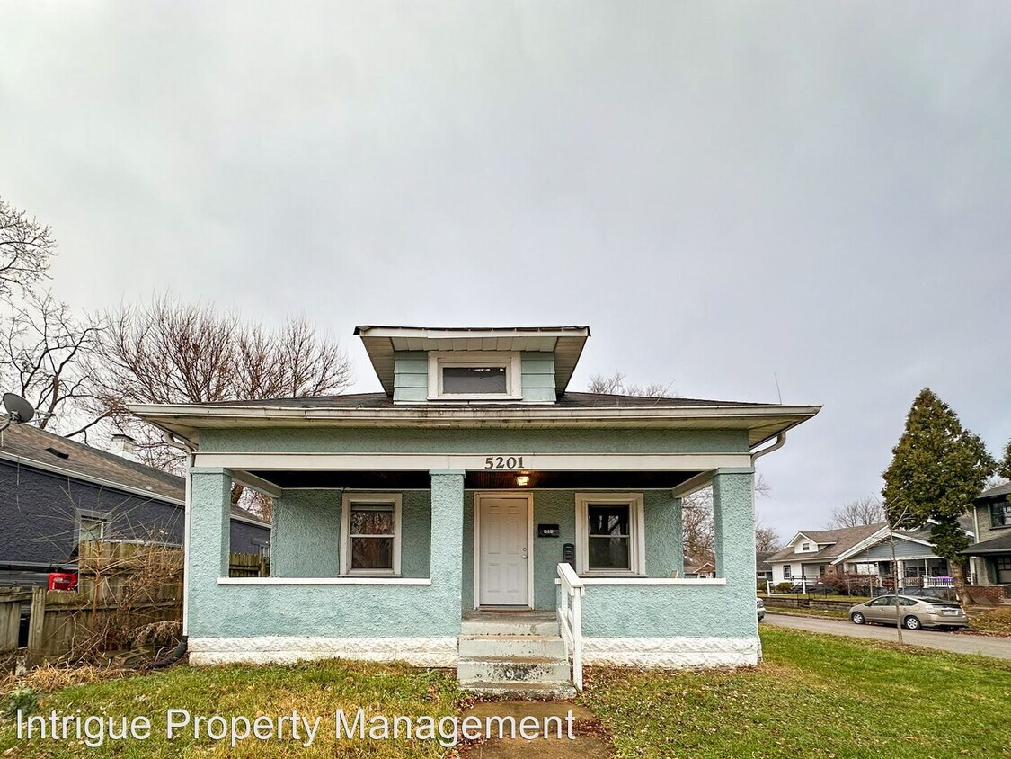 Primary Photo - 2 br, 1 bath House - 5201 E Burgess Ave