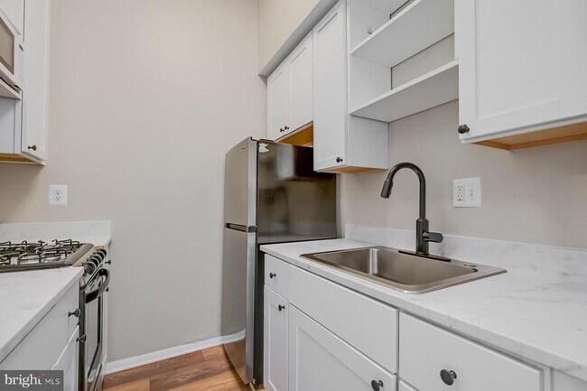 Foto del edificio - 9424 Merryrest Rd