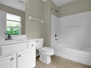 Building Photo - 1153 Park Dr Building Photo - 1153 Park Dr