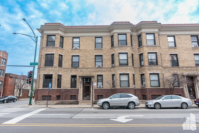 Building Photo - 2921 N Halsted St