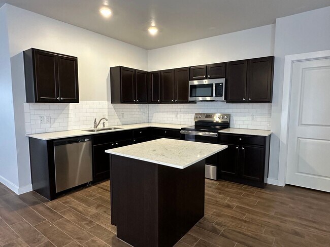 Foto del edificio - Ridge Creek Addition 3 bedroom, 2 bathroom on 1.43 acre Wooded Lot!