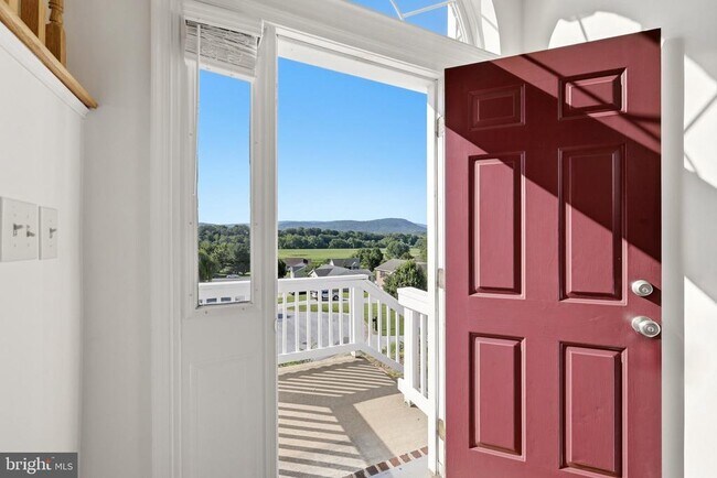 Foto del edificio - 1183 River Bend Ct
