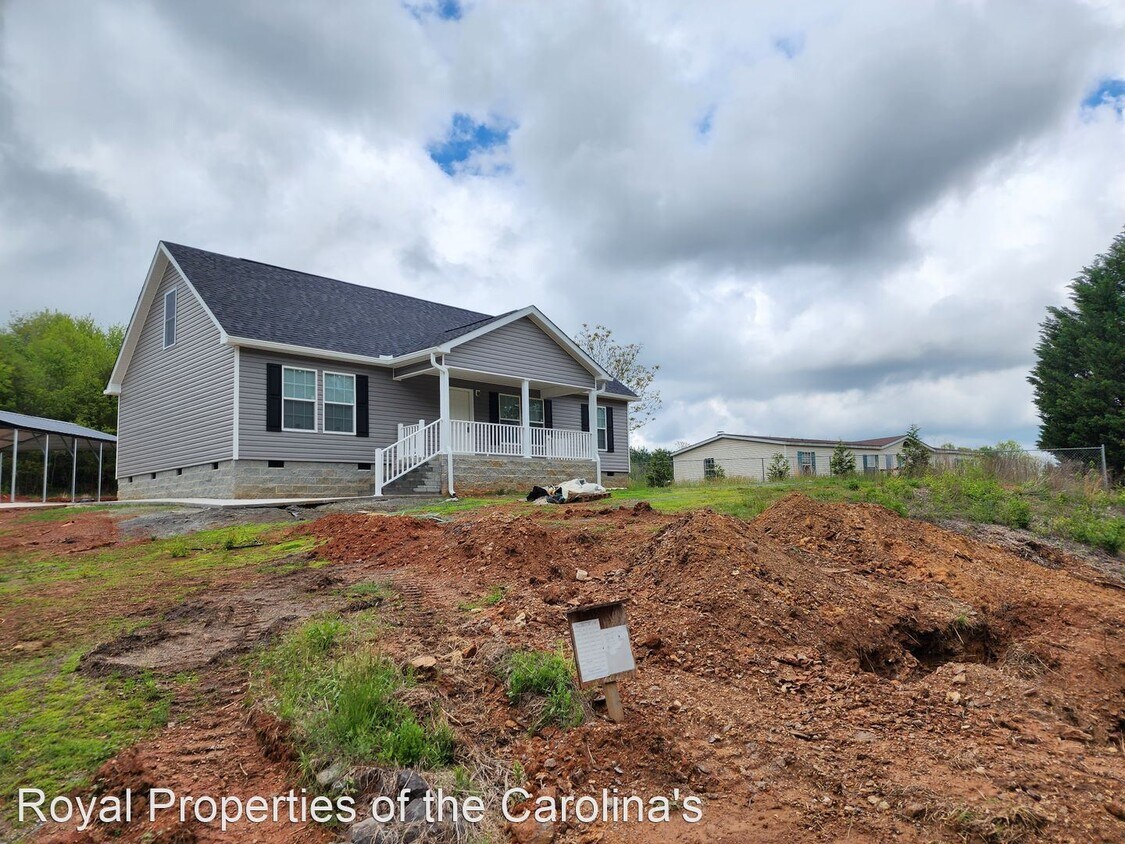 180 Cedarvale Dr, Harmony, NC 28634 House Rental in Harmony, NC