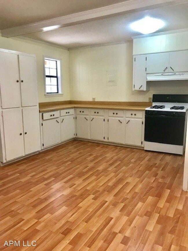 Building Photo - 3 br, 2 bath House - 5607 Whites Ferry Road