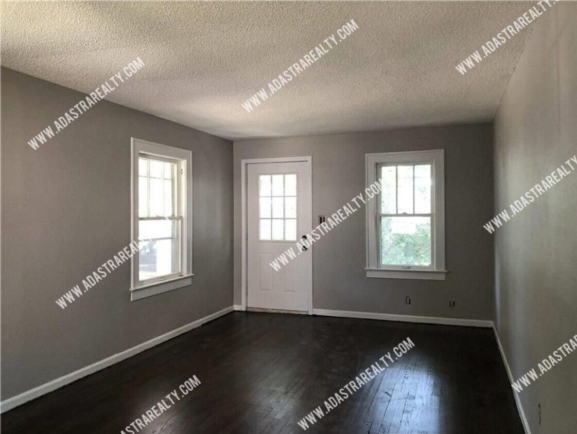 Primary Photo - Perfect 3bed 1 Bath Waldo Home-Available i...