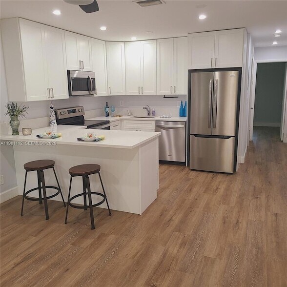 Building Photo - 1504 SW 1st Ave