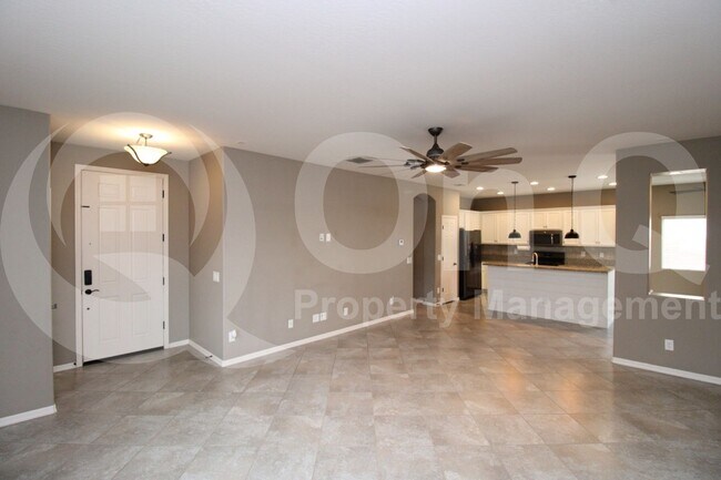 Foto del edificio - 41407 Ebony St