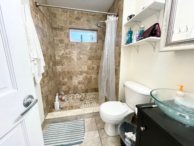 Foto del edificio - 17 Sachem St