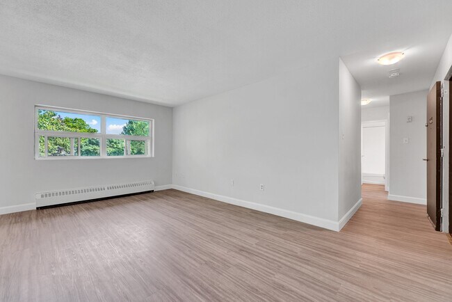 Photo du bâtiment - Huron Gardens Apartments