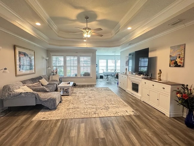 Building Photo - 3849 Cutshaw Trl