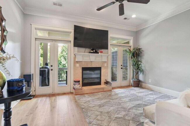 Foto del edificio - 2475 Gatebury Cir