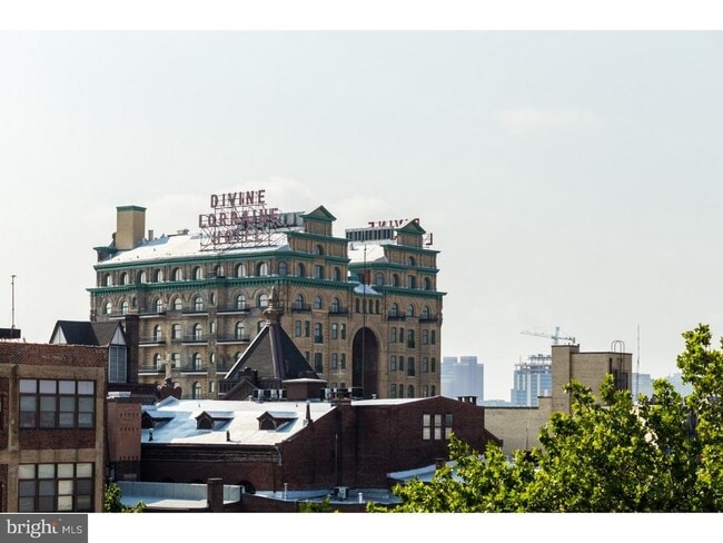 Building Photo - 1431 Brown St
