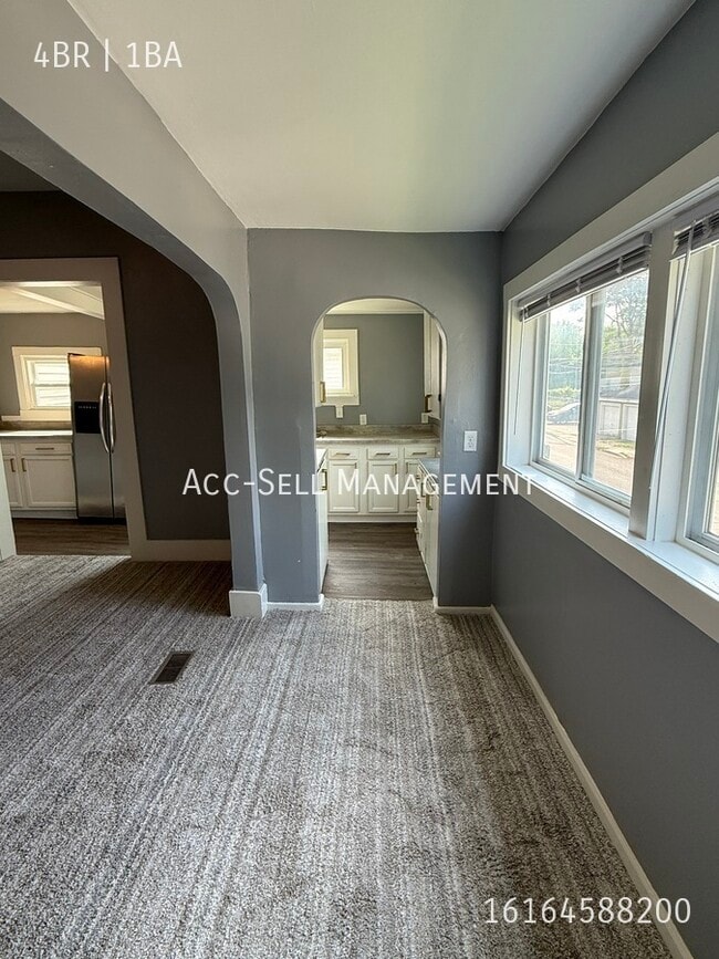 Foto del edificio - 419 Brenner St NE