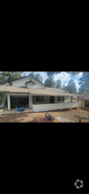 Building Photo - 606 Comanche St