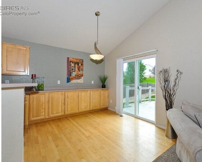 Foto del edificio - Grand 4 Bed, 3 Bath Home in South Fort Col...