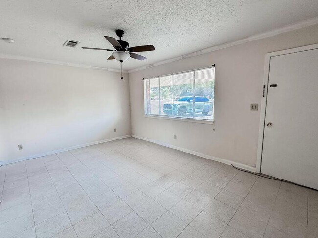 Foto del edificio - 620 Dogwood St