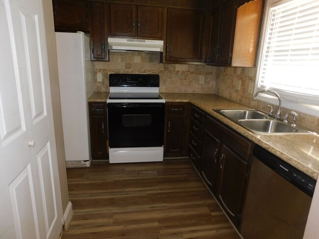 Building Photo - 755 Cahaba Manor Trail