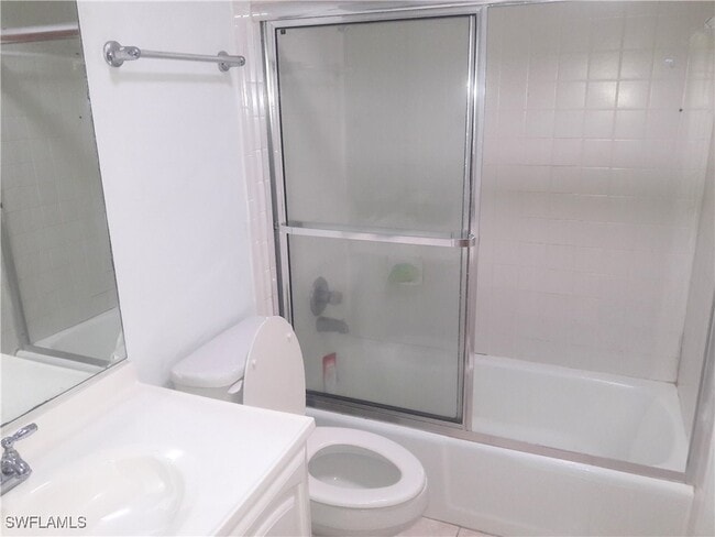 Foto del edificio - 536 111th Ave N