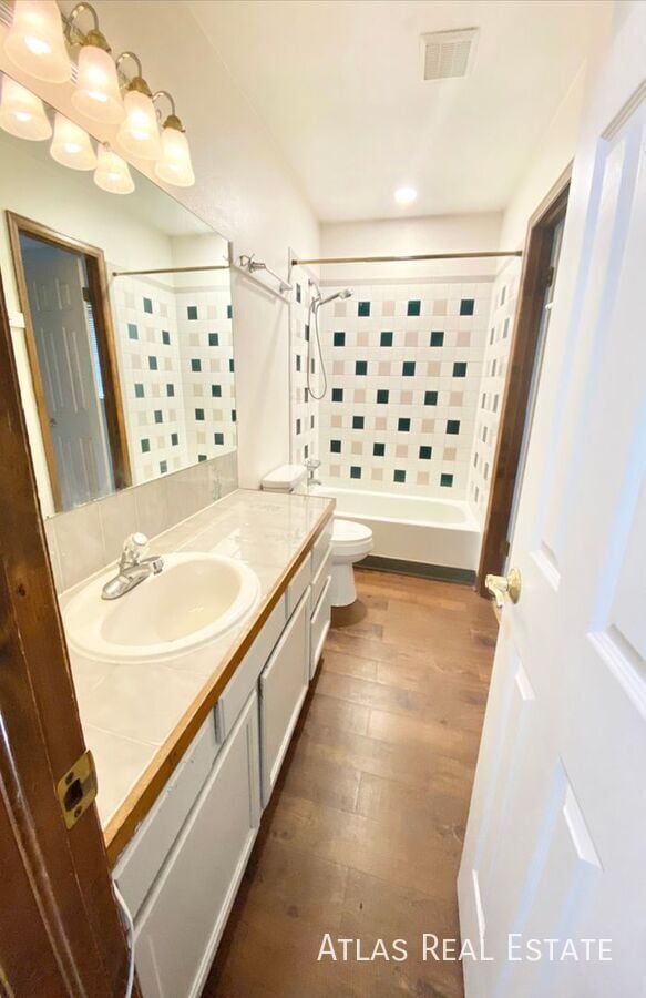 Building Photo - 2359 Split Rock Dr
