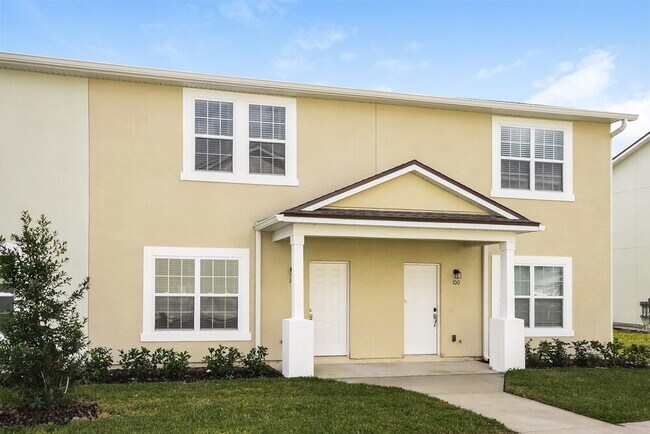Building Photo - 102 Eleven Oaks Cir