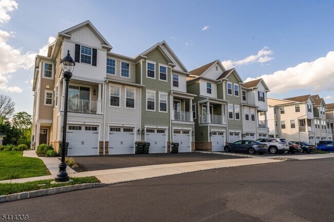 Foto del edificio - 707 Station Rd