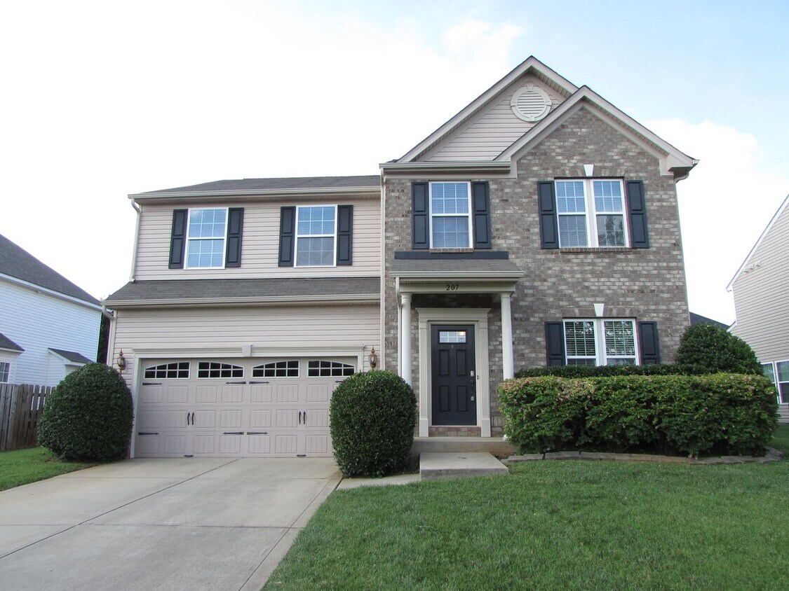 Primary Photo - Bright-Sunny 4 Bedroom, 2.5 Bathroom Home ...