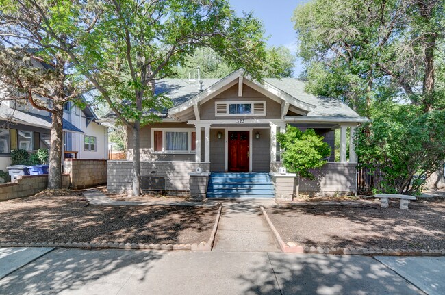 Foto del edificio - 323 13th St NW