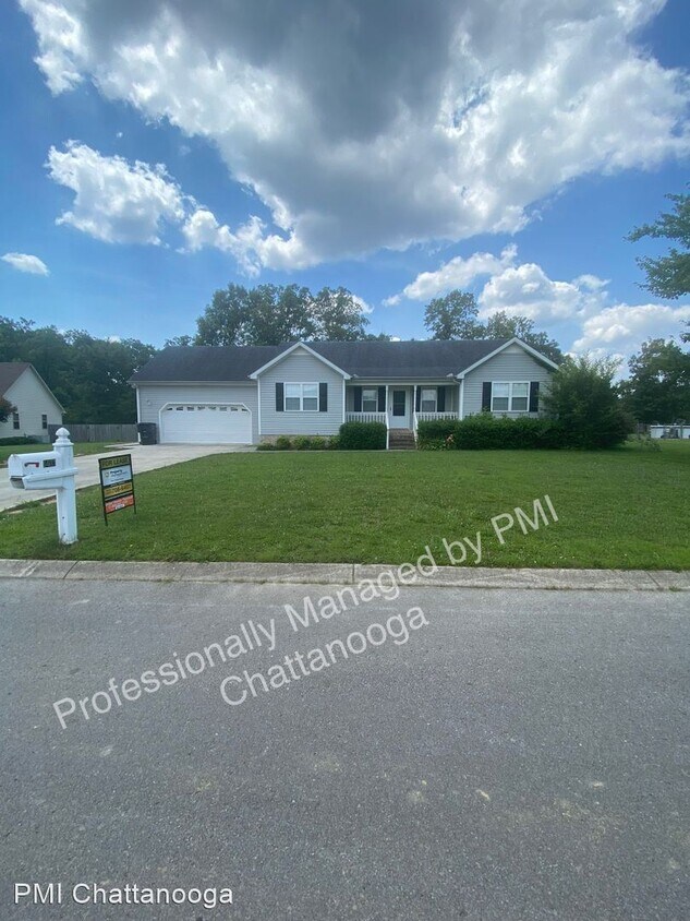 Foto principal - 3 br, 2 bath House - 1403 5th Ave