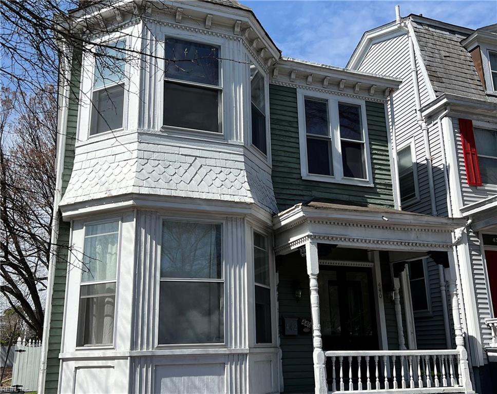 Foto principal - 442 Court St