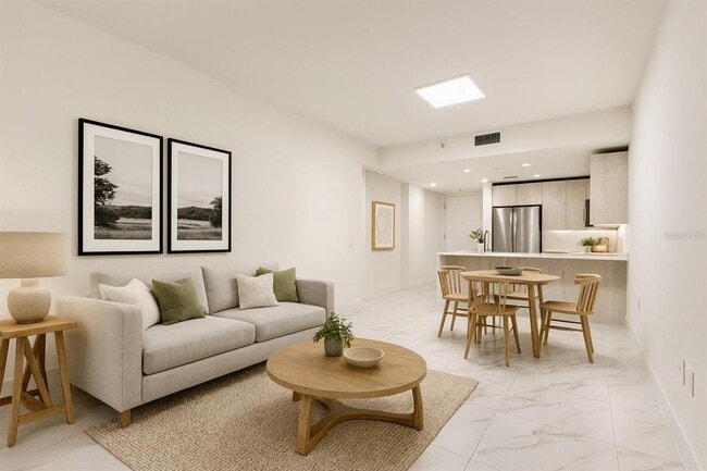 Building Photo - 2000 Metropica Wy