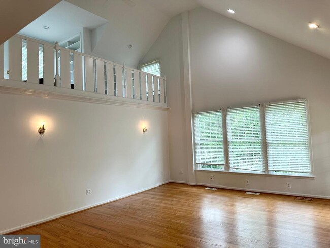 Building Photo - 3505 John Carroll Dr
