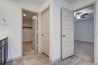Building Photo - 3507 Telford Ln