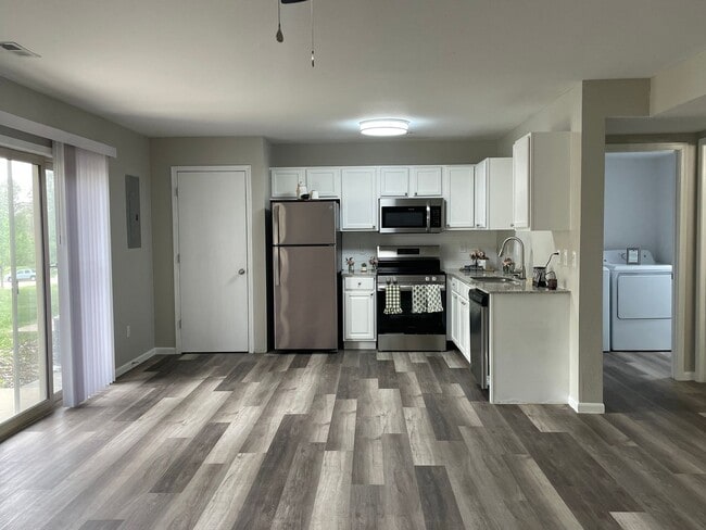 Interior Photo - Cross Creek Villas