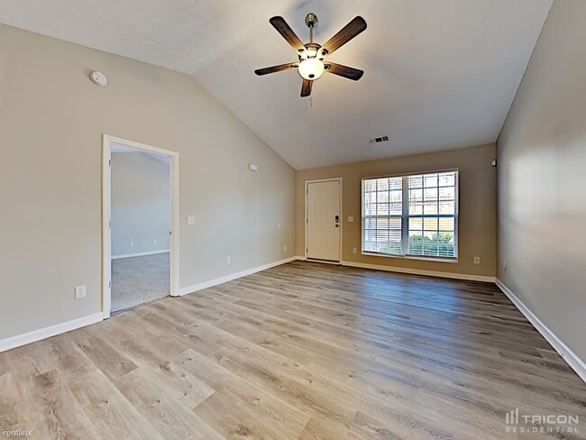 Building Photo - 46 Pamela Way
