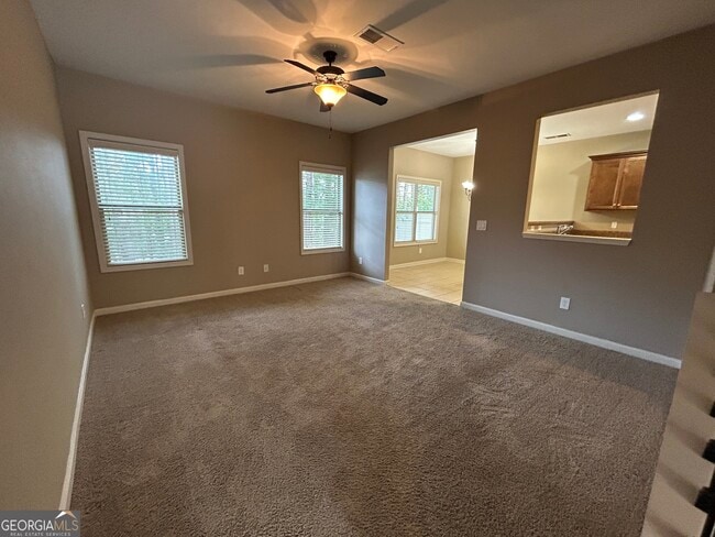 Building Photo - 607 Summit Pt