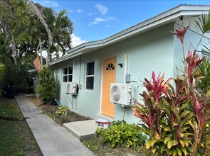 Building Photo - 10281-10283 Carolina St