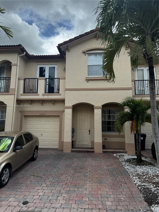Foto del edificio - 13295 SW 128th St