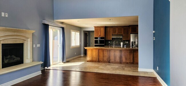 Foto del edificio - Beautiful Tuscan Style Home in SLO-Availab...
