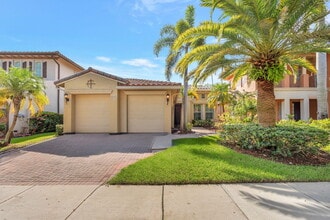 Building Photo - 8240 NW 105th Ln
