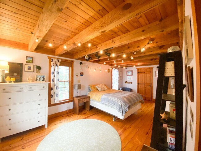 Foto del edificio - 1832 Glencove Ln
