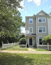 Building Photo - 8631 Neuse Club Ln