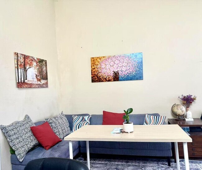 Foto del edificio - 25535 Lawton Ave