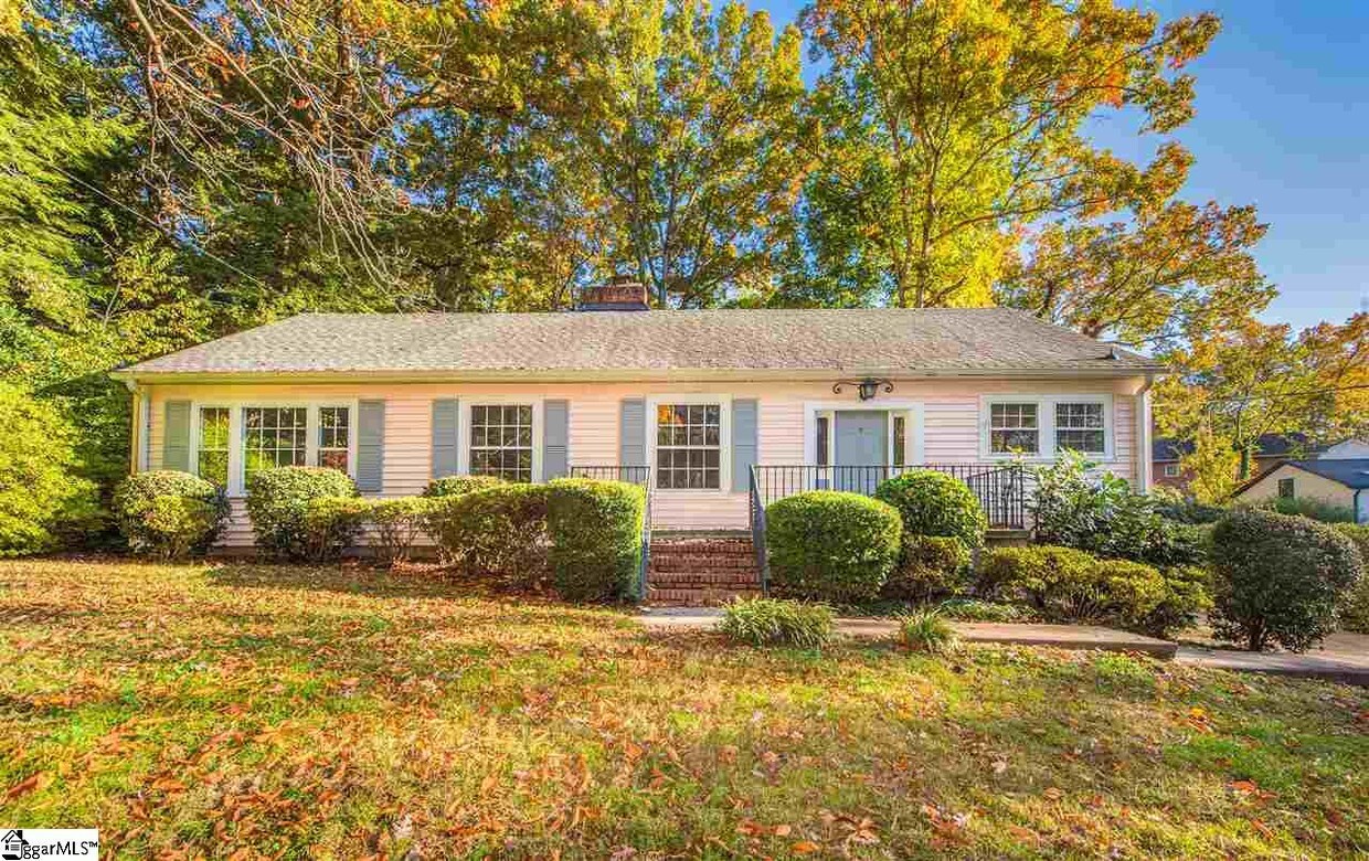 36 Fernwood Ln, Greenville, SC 29607 - House Rental in Greenville, SC