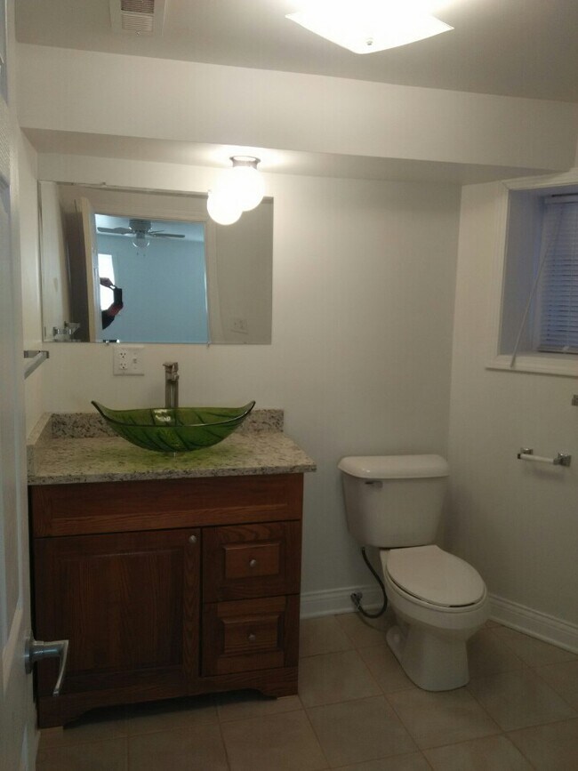 Foto del edificio - 2639 W Winona St