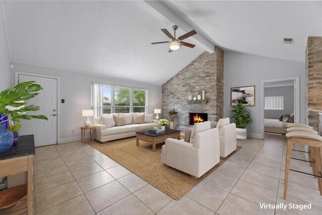 Building Photo - 17951 Valleyknoll Dr
