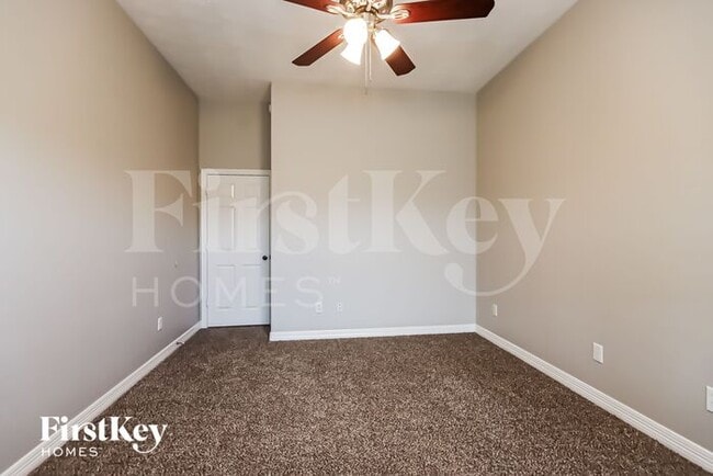 Building Photo - 15114 Diamond Way