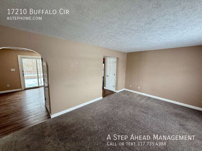 Building Photo - 17210 Buffalo Cir