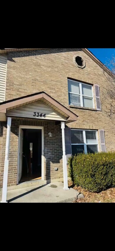 Foto del edificio - 3344 Patterson Rd